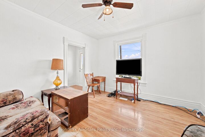 Property Photo: 15790 McLaughlin Road ON L0B 1L0