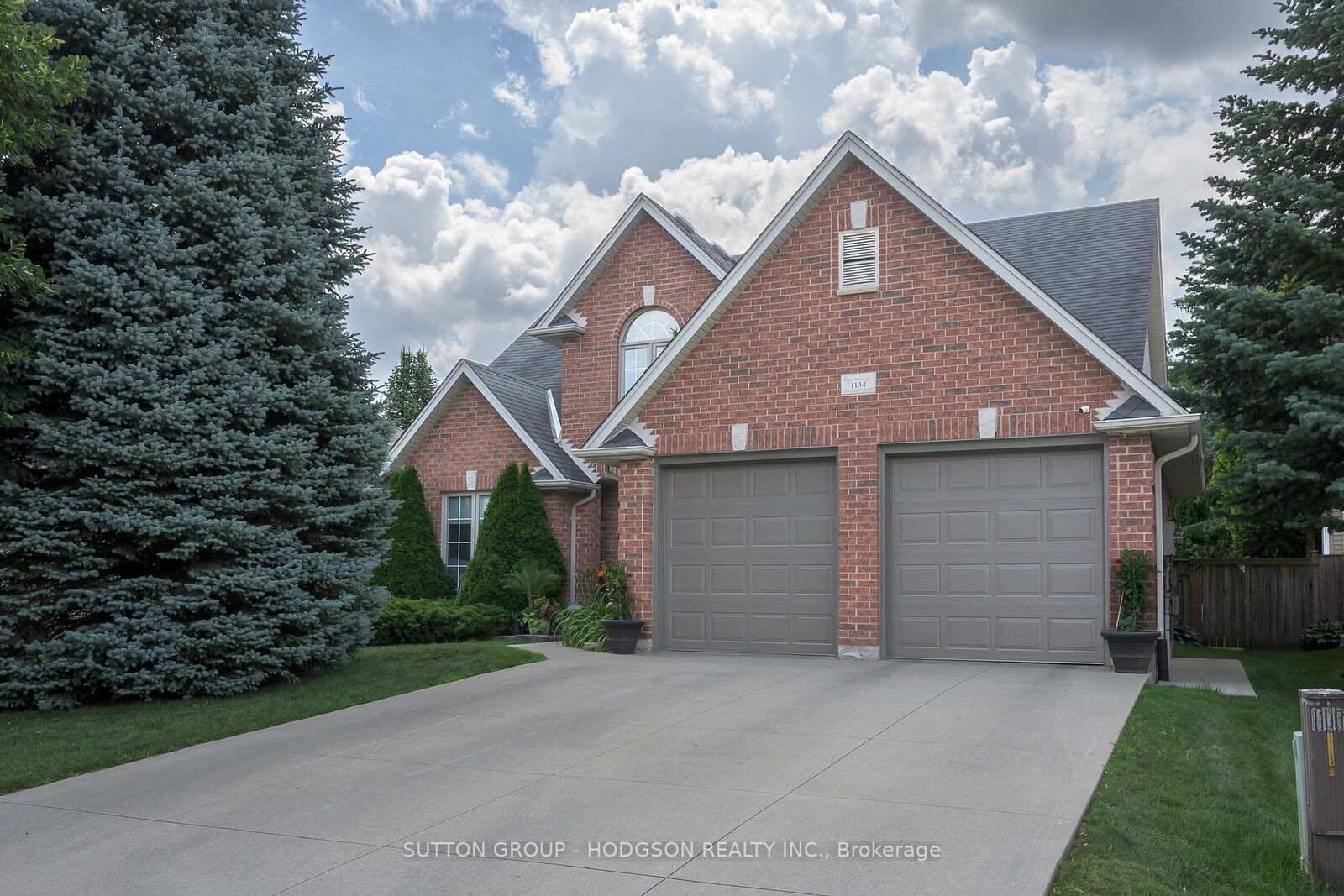 Property Photo:  1134 Manchester Road  ON N6H 5P8 