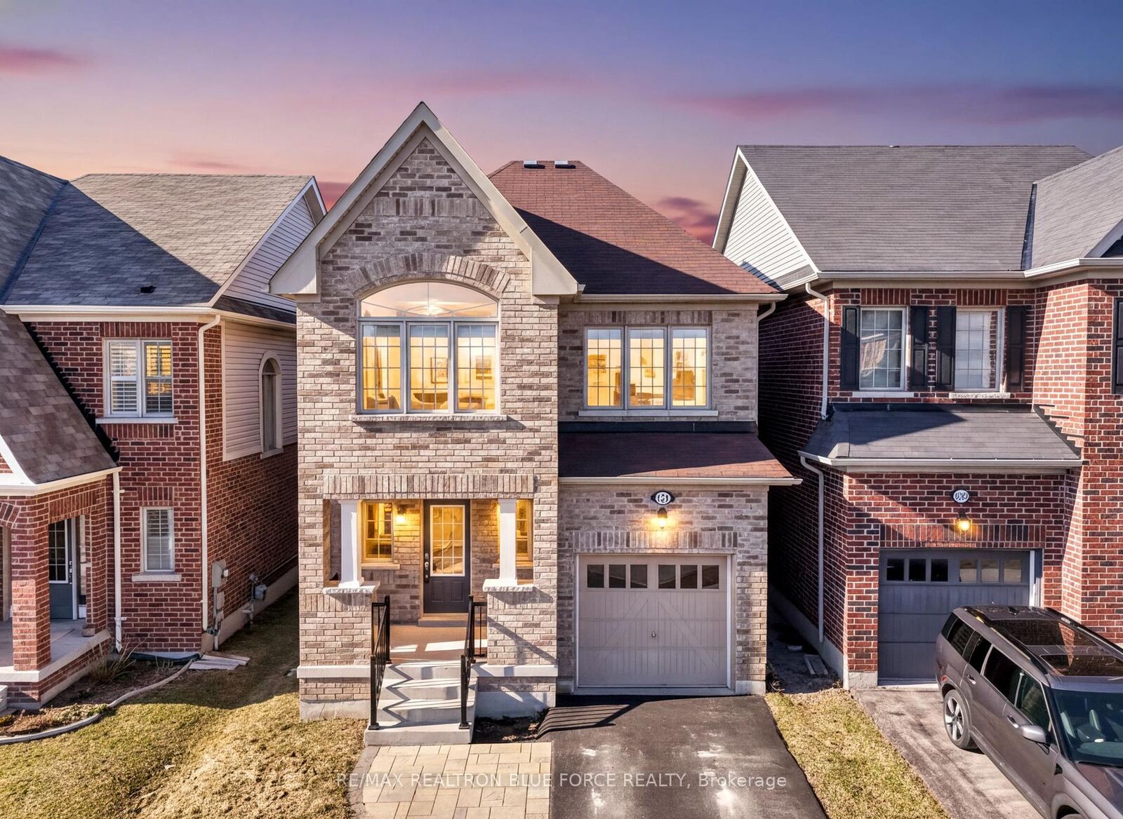 Property Photo:  1231 Graham Clapp Avenue  ON L1H 8L7 