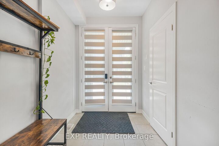 Property Photo:  5672 Dorchester Road 28  ON L2G 5S3 