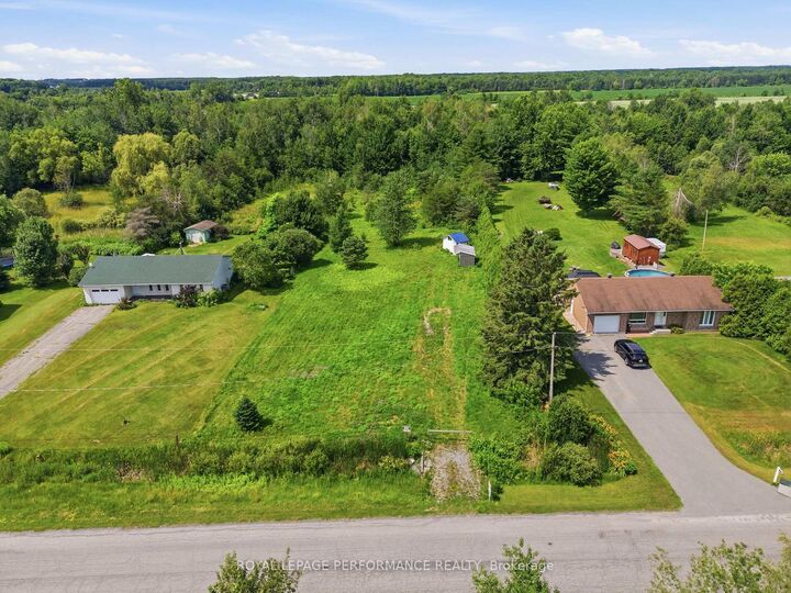 Property Photo: 1005 Montee Lebrun Sud Road E ON K0A 1M0