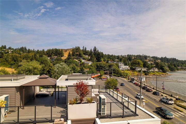 Property Photo: 2835 Departure Bay Rd #101 BC V9S 3X1