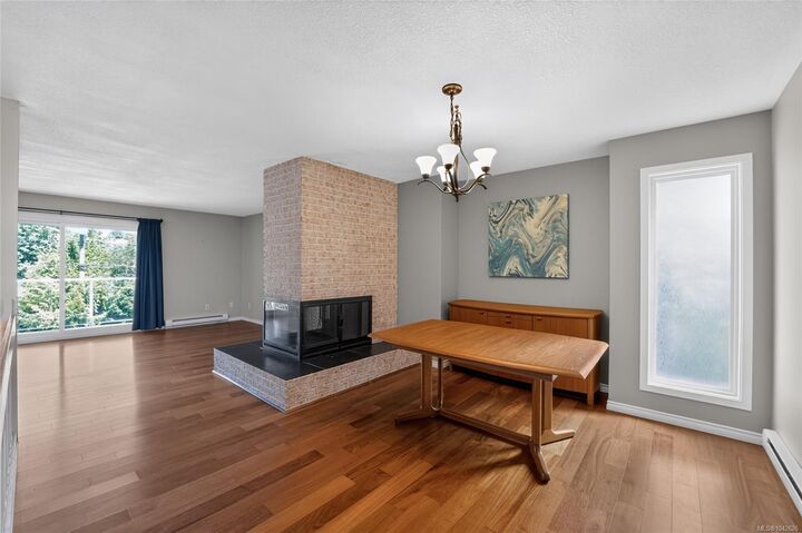 Property Photo: 3538 Fairview Dr BC V9T 4R6