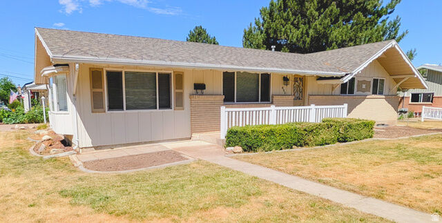 Property Photo: 895 N Stoneybrook Rd UT 84037