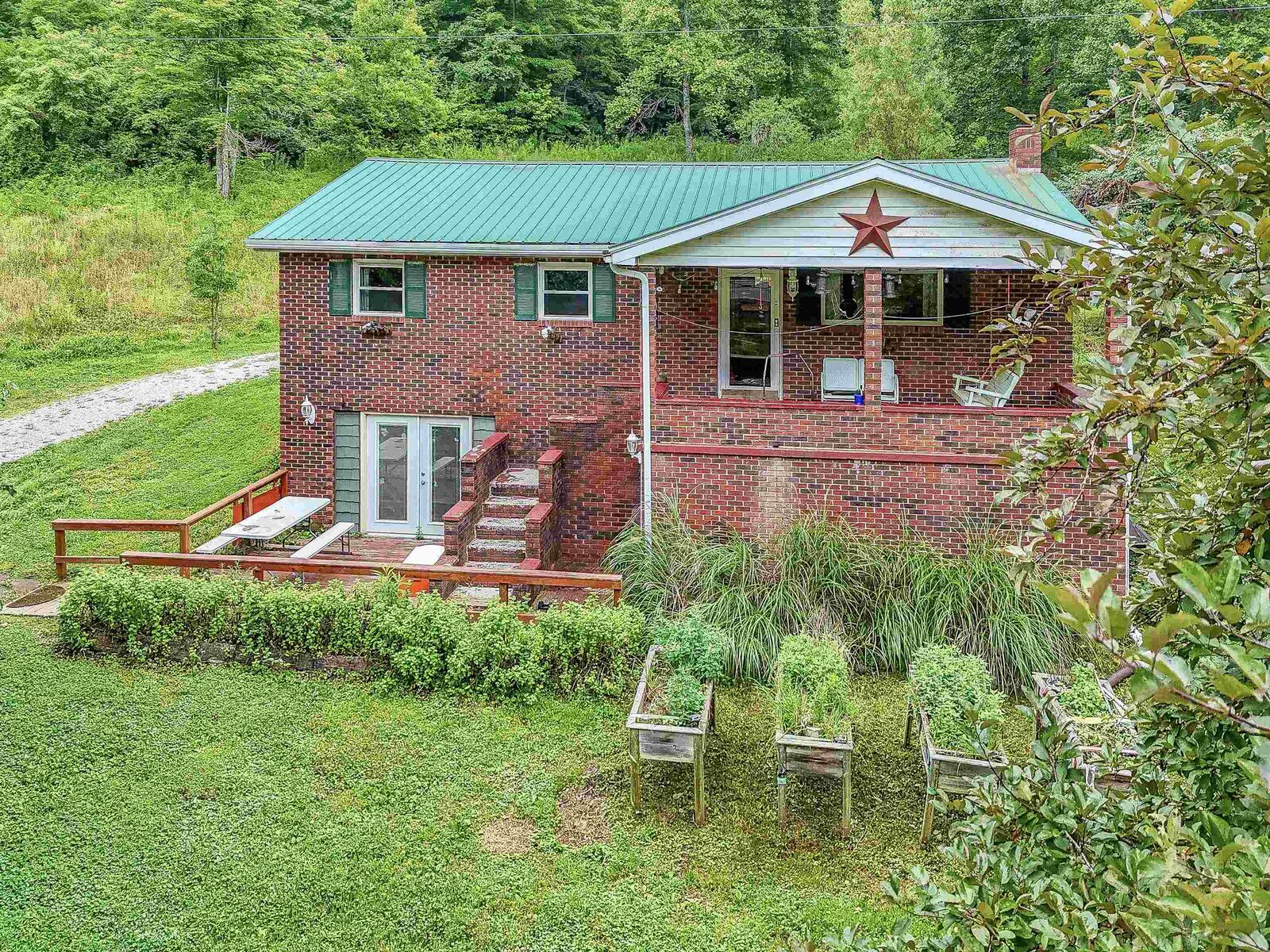 Property Photo:  10343 St Highway 986  KY 41164 