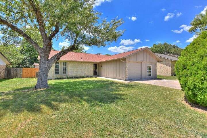 Property Photo:  10610 Berthound Drive  TX 78758 