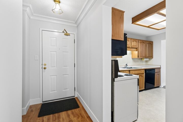 Property Photo:  32833 Landeau Place 311  BC V2S 6S6 