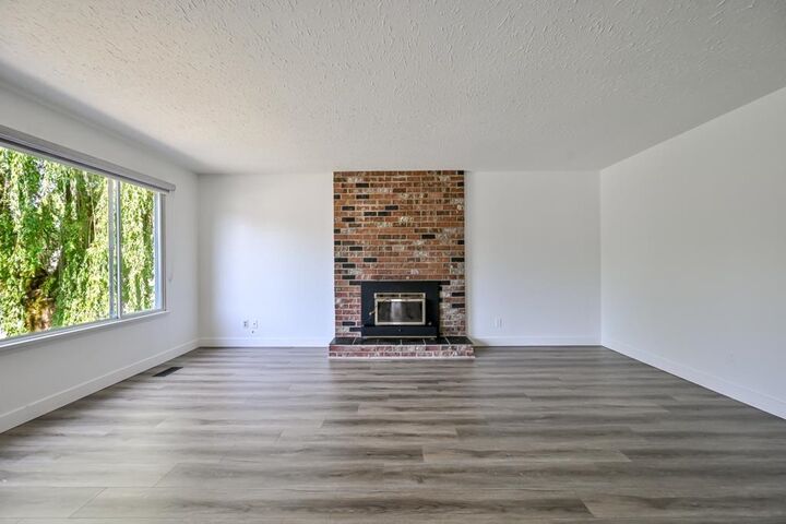 Property Photo: 34580 Merlin Drive BC V2S 5L1