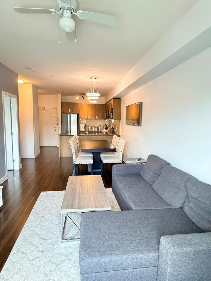 Property Photo: 12040 222 Street 308 BC V2X 5W1