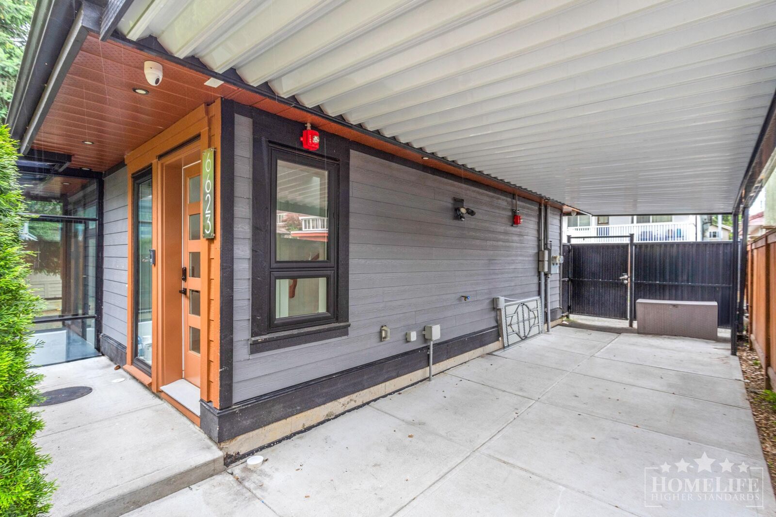 Property Photo:  6627 Inverness Street Lane House 6623  BC V5X 4G1 