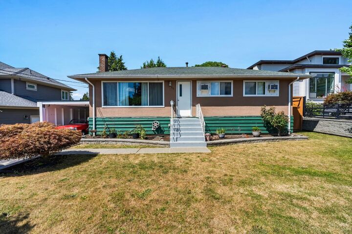 2119 Monterey Avenue — photo 1