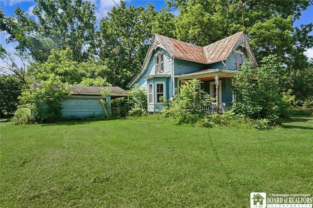 Property Photo: 6843 County Road 20 NY 14739