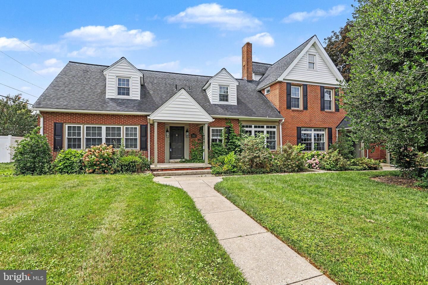 Property Photo: 3110-3112 E Fifth Avenue PA 17402