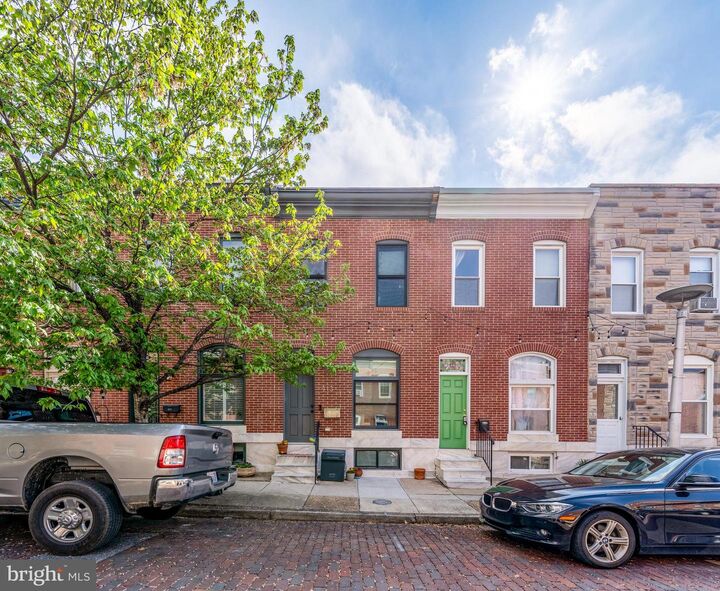 Property Photo:  413 S Robinson Street  MD 21224 