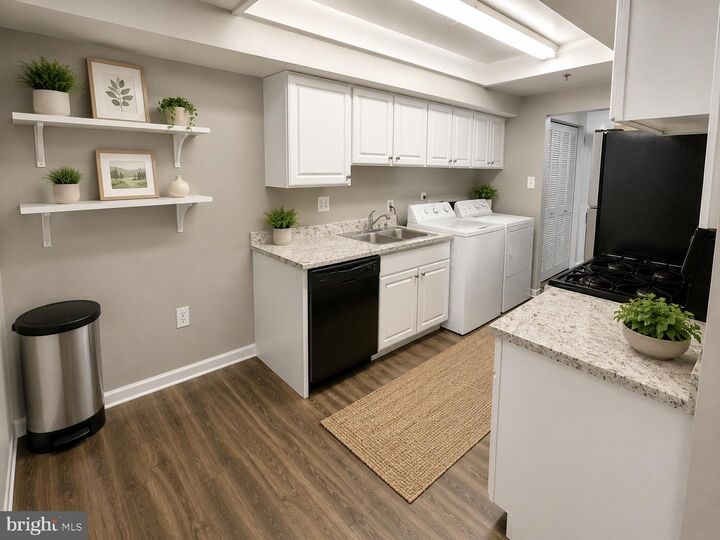 Property Photo: 10202 Prince Place 2-303 MD 20774