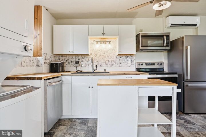 Property Photo: 12527 Rockdale Road MD 21722