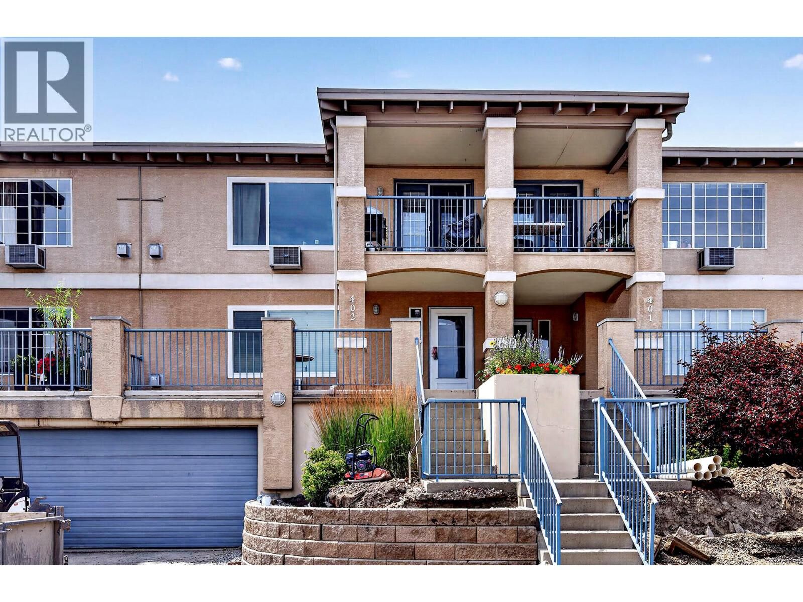 Property Photo: 875 Sahali Terrace 402 BC V2C 6W9