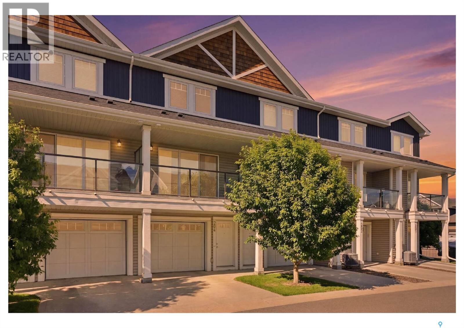 Property Photo: 204 315 Dickson Crescent SK S7T 0Z1