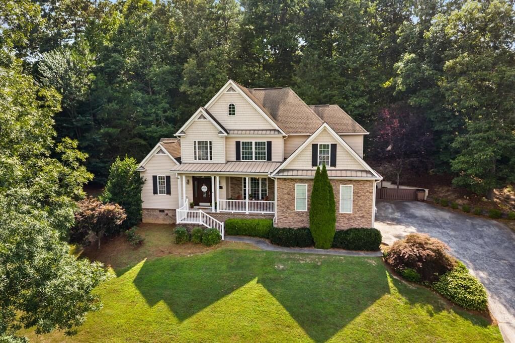 Property Photo: 411 Amanda Way GA 30740