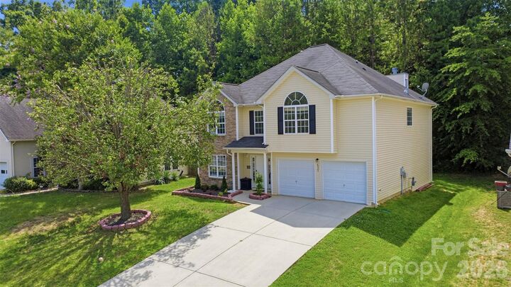 Property Photo:  4923 Eagle Creek Drive  NC 28269 