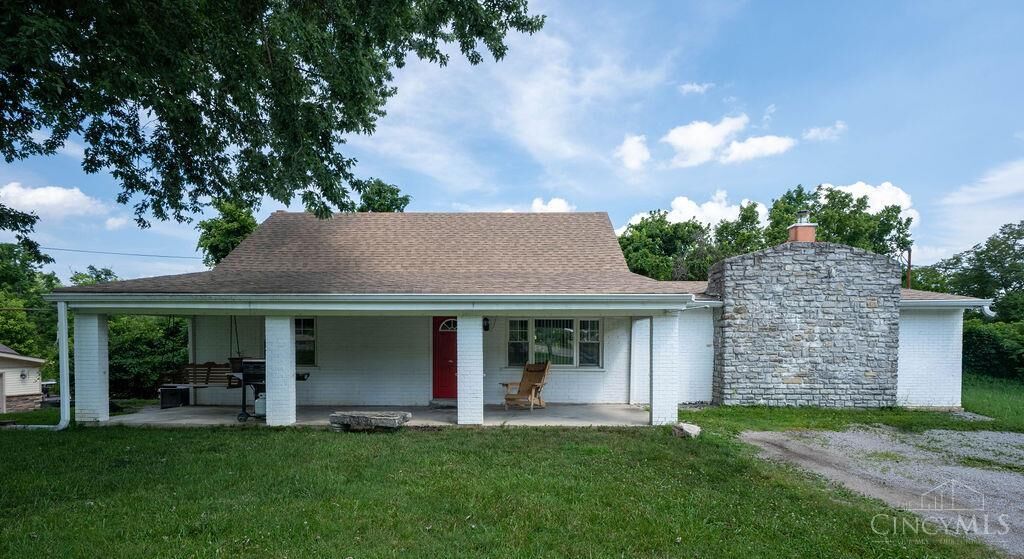 Property Photo: 3036 Fiddlers Green Road OH 45248
