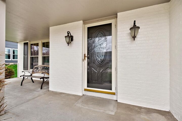 Property Photo: 40 Turnberry Court OH 45066