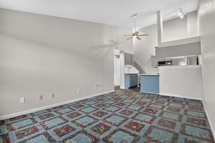 Property Photo: 997 Kingsbury Court OH 43055