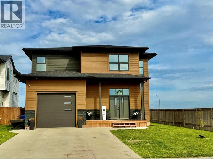 8107 81A Street — photo 1
