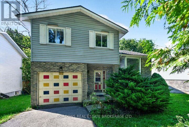 Property Photo:  30 Limeridge Drive  ON K7K 6M3 