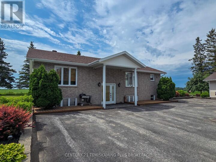 Property Photo:  146128 Hilliardton Road  ON P0J 1E0 