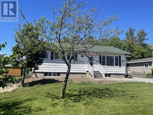 Property Photo:  40 Frances St  ON P0R 1L0 