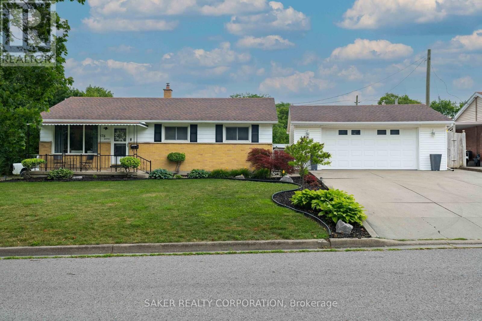 Property Photo:  176 Renfro Crescent  ON N5Z 3B6 