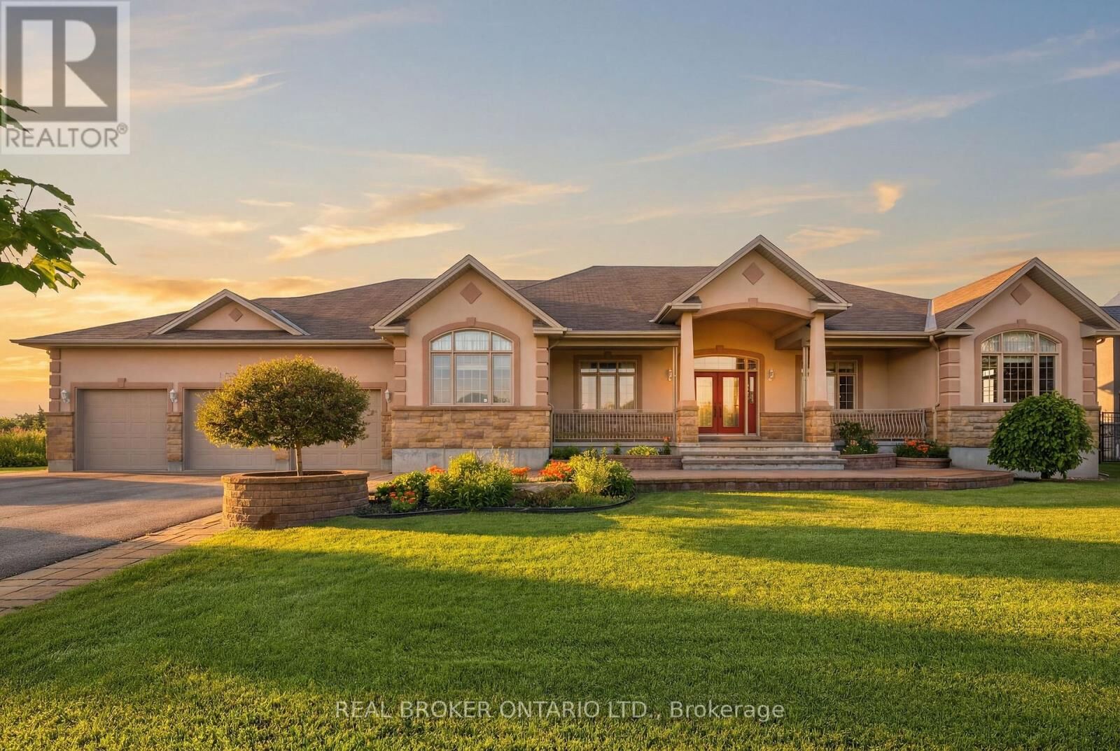 Property Photo:  1032 Black Canary Drive  ON K4M 0A1 