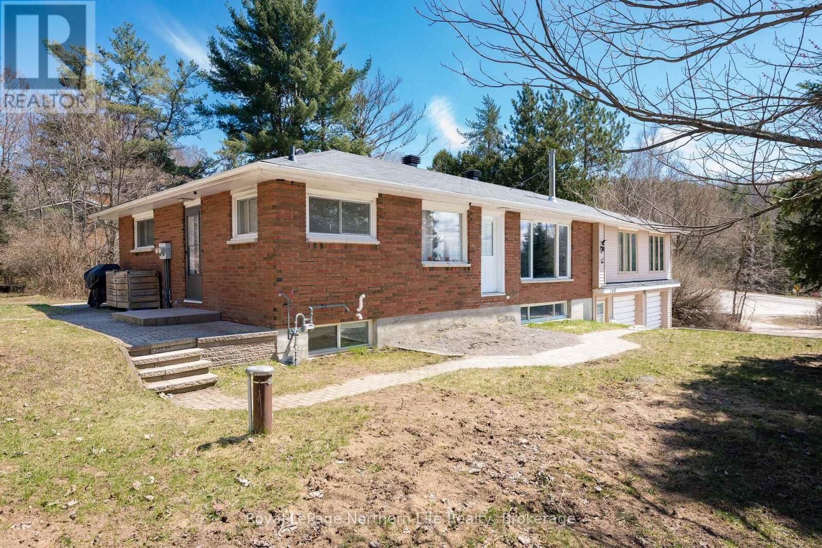Property Photo:  140 Margaret Street  ON P1B 8G4 