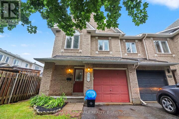 Property Photo: 561 Aquaview Drive ON K4A 4V4