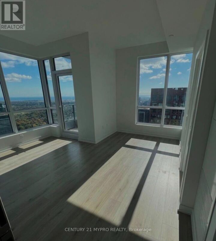 Property Photo: 395 Bloor Street East 2008 ON M4W 0B4