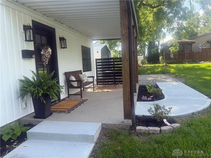 Property Photo:  40 E 2nd Street  OH 45381 