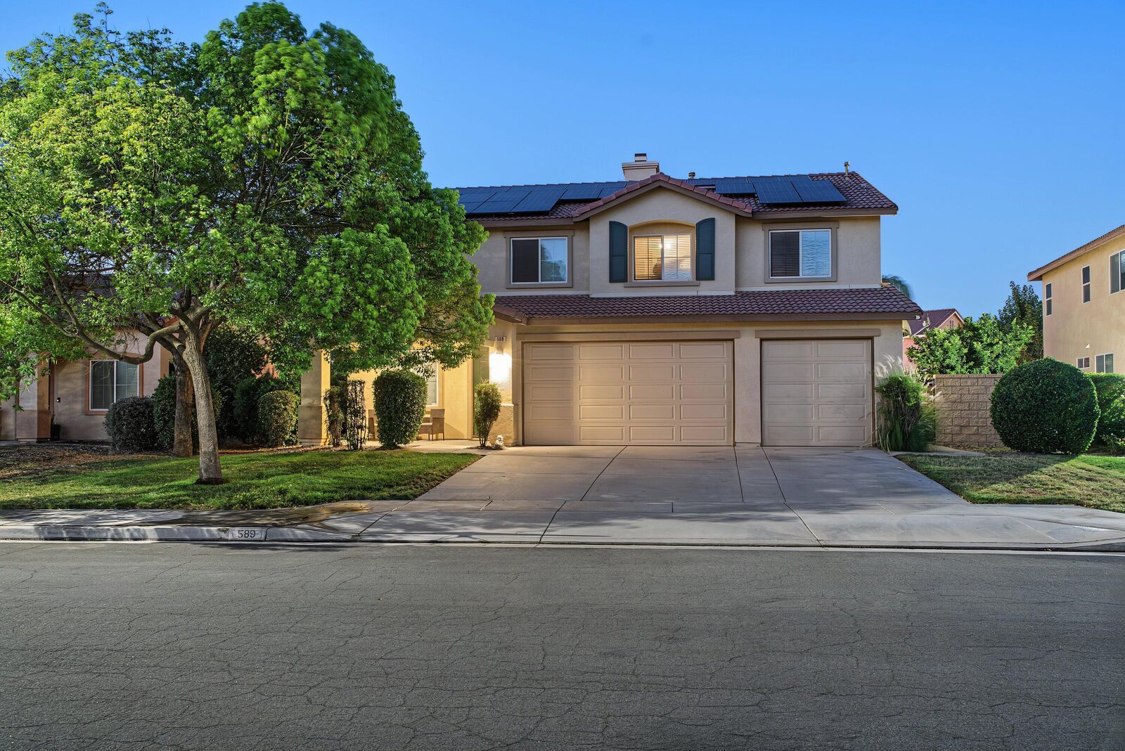 Property Photo: 589 Foxglen Drive CA 92582