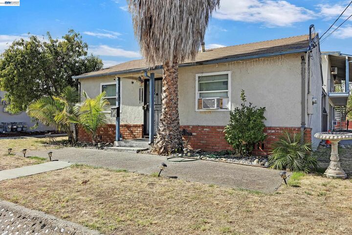 Property Photo: 914 Marie Ave CA 94509
