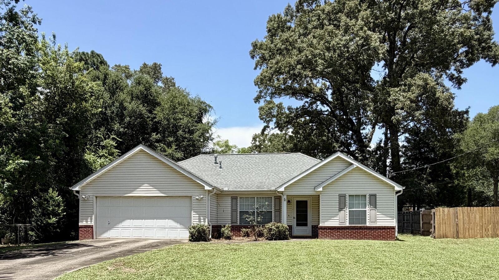 Property Photo:  355 Adams Drive  FL 32536 
