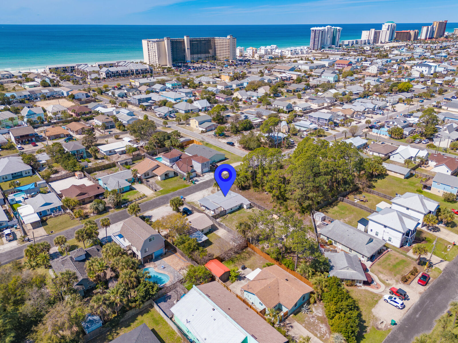 Property Photo:  5616 Pinetree Avenue  FL 32408 
