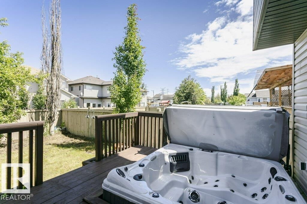 Property Photo:  8018 3 Avenue SW  AB T6X 1K6 