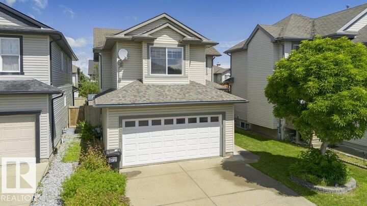 8018 3 Avenue SW — photo 1