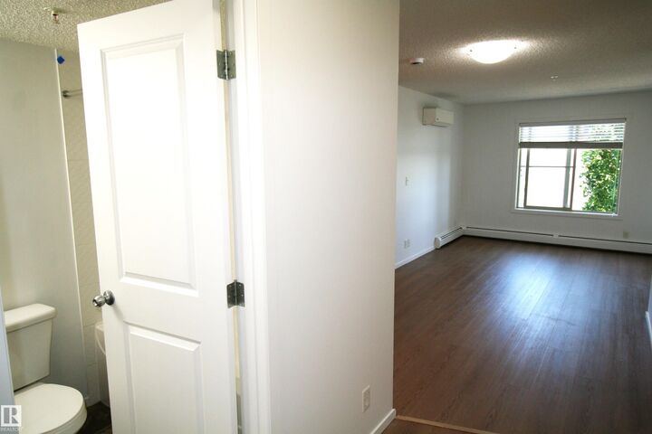 Property Photo: 5810 Mullen Place NW 316 AB T6R 0W3