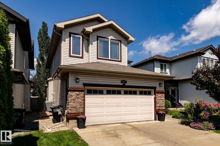 Property Photo: 5820 7 Avenue SW AB T6X 0G6