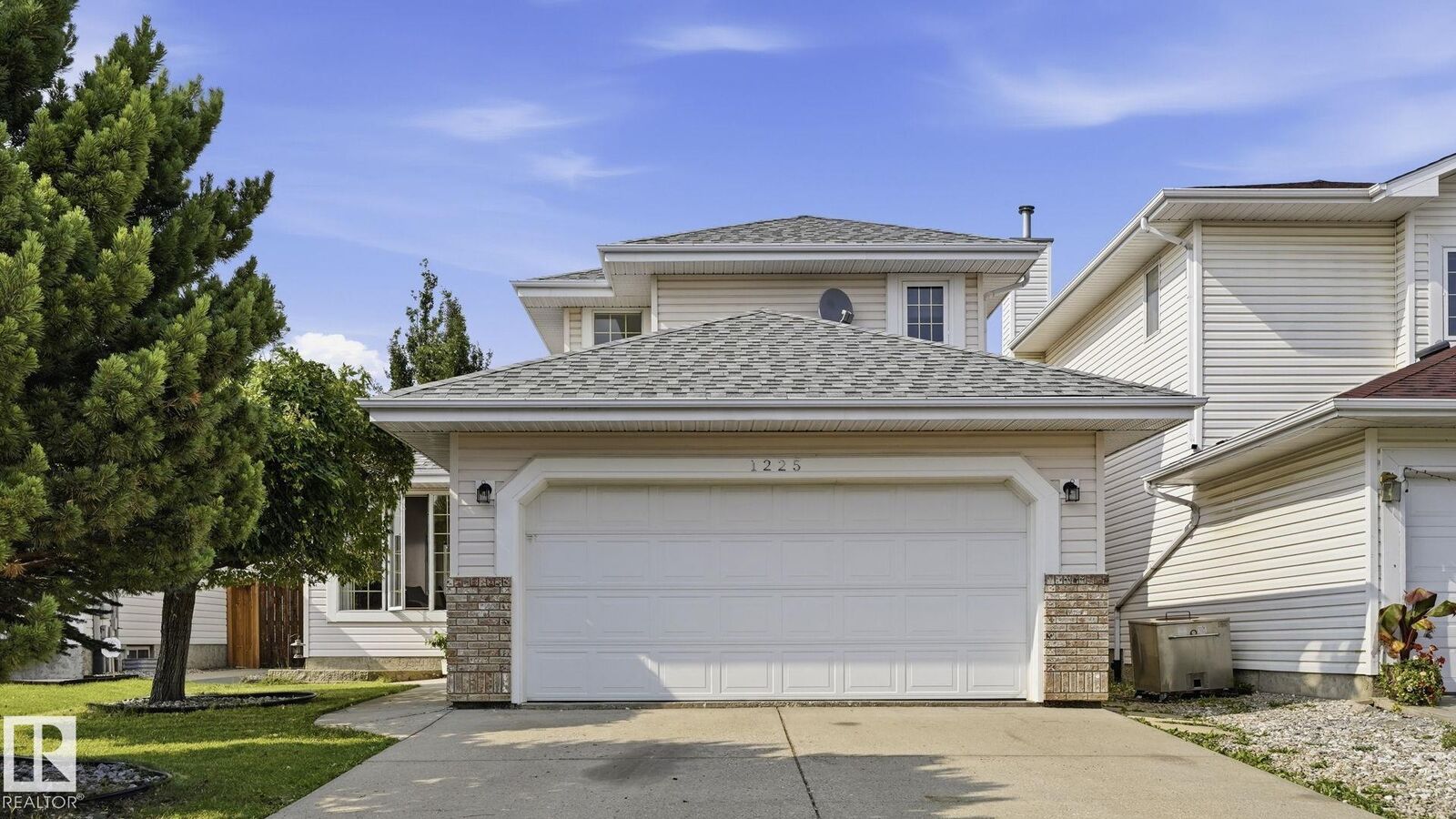 Property Photo:  1225 Kane Wynd NW  AB T6L 6X7 