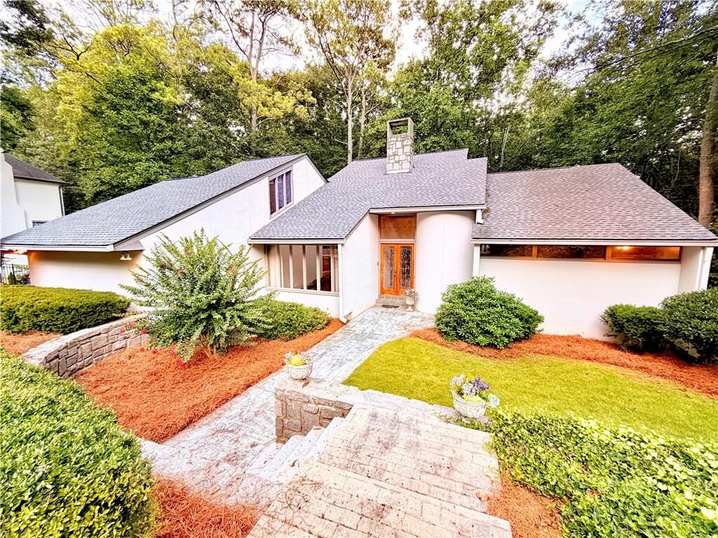 Property Photo:  320 Fauna Court  GA 30350 