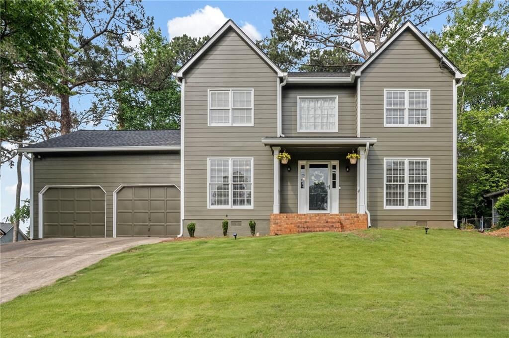 Property Photo:  994 Coach House Drive  GA 30084 