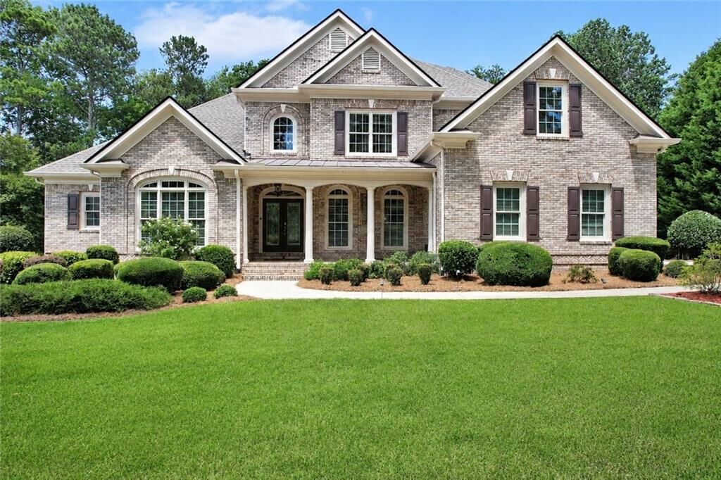 Property Photo: 1020 Cranbrook Glen Lane GA 30078