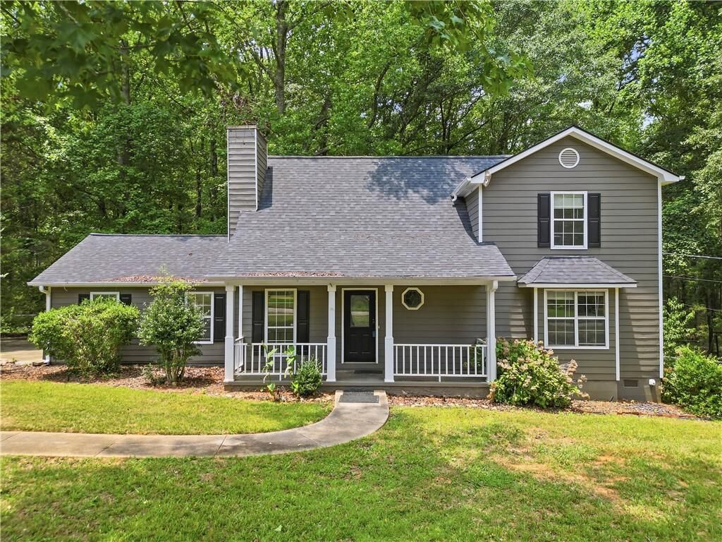 Property Photo: 135 Dunwick Lane GA 30253